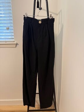 High-Rise Black Pleated Wide-Leg Pants